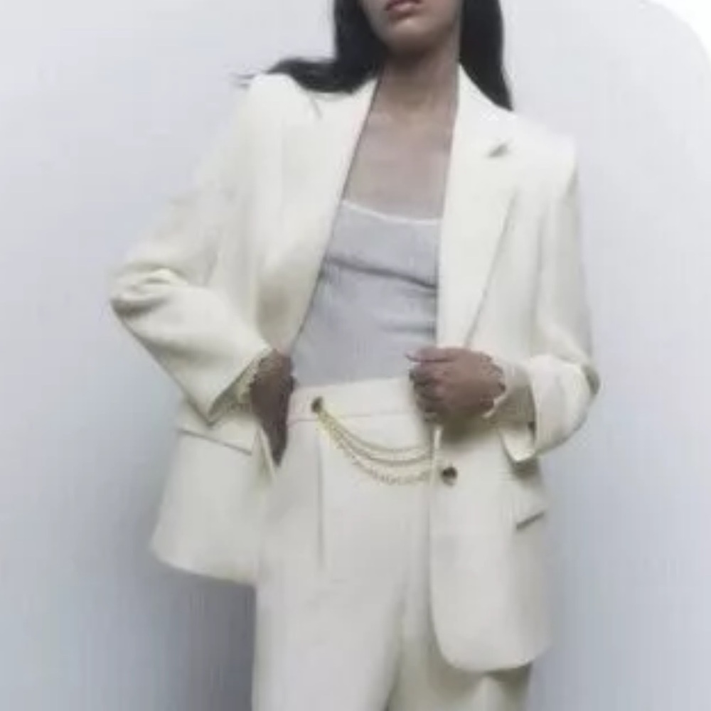 Zara Trousers Pants Off White Cream Gold Chain Size Large